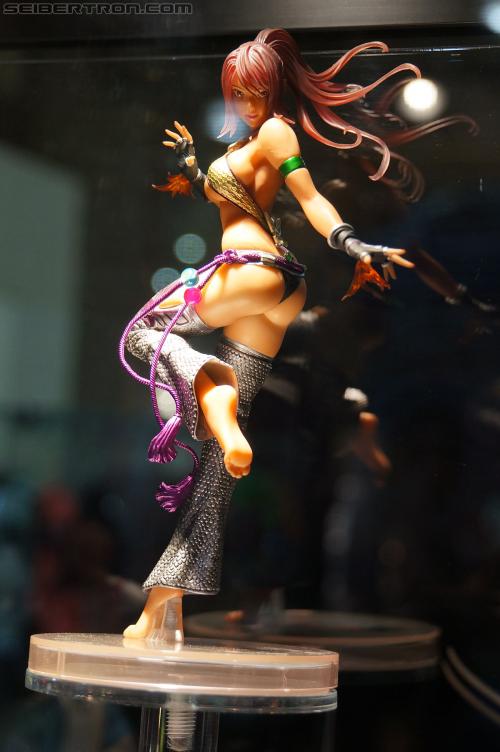 Toy Fair 2012: General Toy Fair 2012 Gallery from Javits Center - Transformers Event: DSC05646