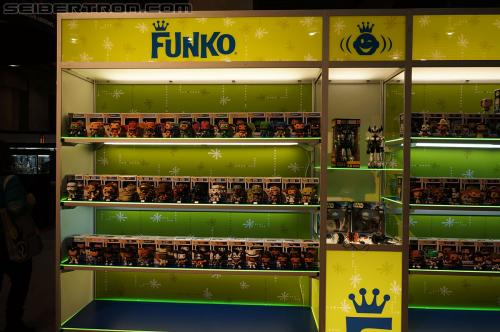 Toy Fair 2012: General Toy Fair 2012 Gallery from Javits Center - Transformers Event: DSC05721