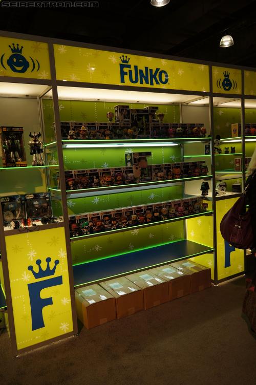 Toy Fair 2012: General Toy Fair 2012 Gallery from Javits Center - Transformers Event: DSC05722