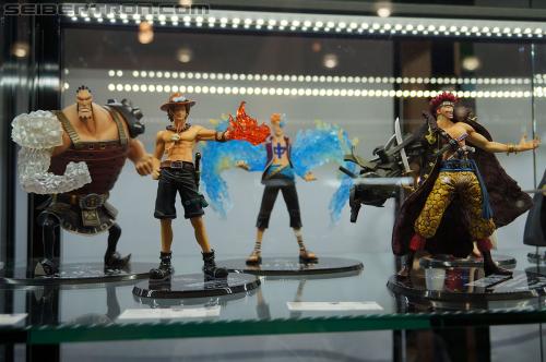 Toy Fair 2012: General Toy Fair 2012 Gallery from Javits Center - Transformers Event: DSC05813