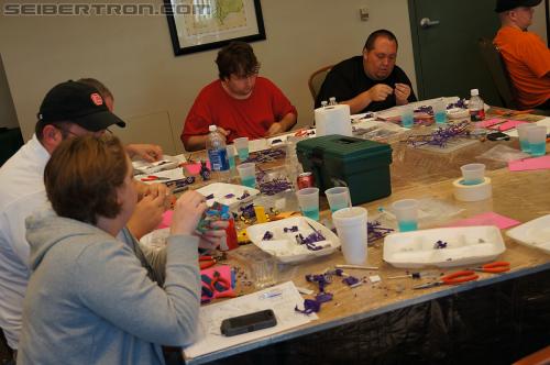 BotCon 2012: Customizing Class - Transformers Event: DSC05723