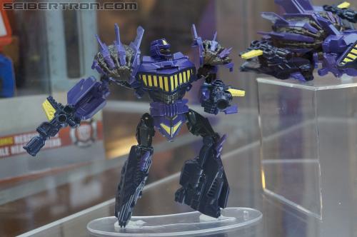 BotCon 2012: Transformers Generation "Fall of Cybertron" product display - Transformers Event: DSC06088