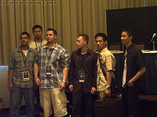 BotCon 2004: Dreamwave Crew - Transformers Event: The Dreamwave team after the panel session