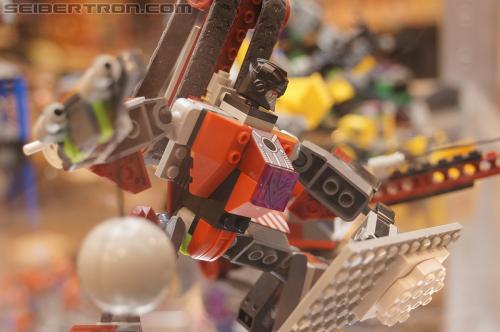 BotCon 2012: Transformers Kre-o product display - Transformers Event: DSC06339
