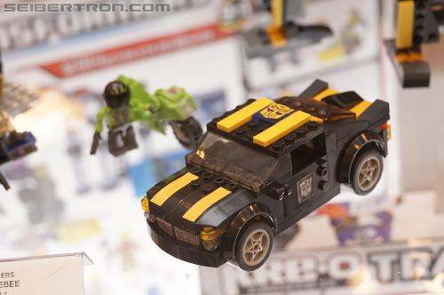 BotCon 2012: Transformers Kre-o product display - Transformers Event: DSC06384