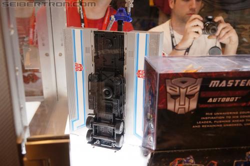 BotCon 2012: Masterpiece Optimus Prime - Transformers Event: DSC06678