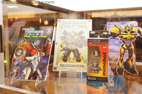 BotCon 2012: Miscellaneous Products - Transformers Event: DSC07039