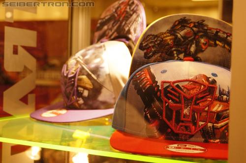 BotCon 2012: Miscellaneous Products - Transformers Event: DSC07050