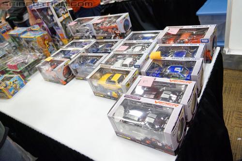 BotCon 2012: Dealer Room gallery - Transformers Event: DSC06480