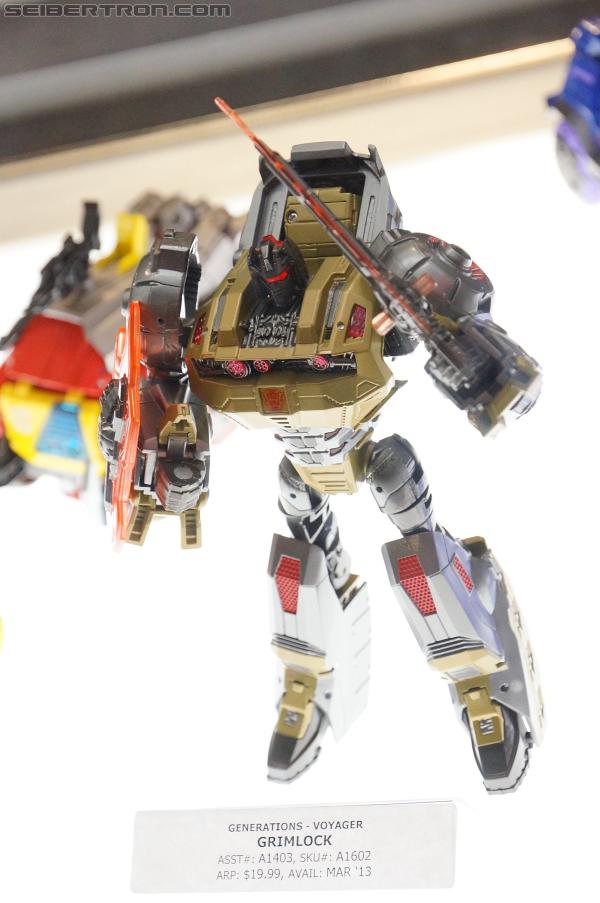 SDCC 2012: Transformers Generations: Fall of Cybertron - Transformers Event: DSC01863