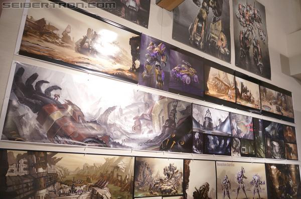 SDCC 2012: High Moon Studios tour for Transformers fansites - Transformers Event: DSC01214