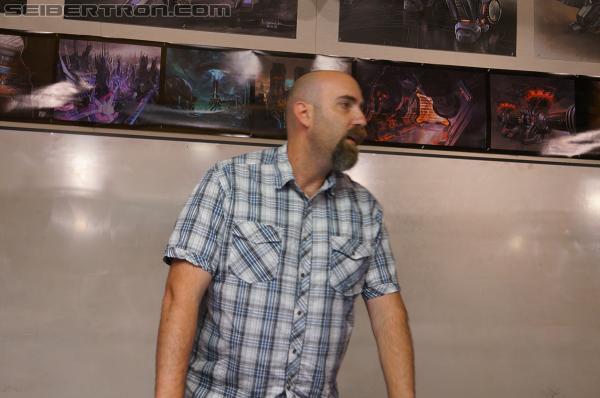 SDCC 2012: High Moon Studios tour for Transformers fansites - Transformers Event: DSC01225