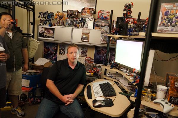 SDCC 2012: High Moon Studios tour for Transformers fansites - Transformers Event: DSC01233