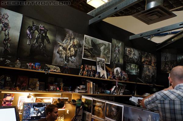 SDCC 2012: High Moon Studios tour for Transformers fansites - Transformers Event: DSC01235