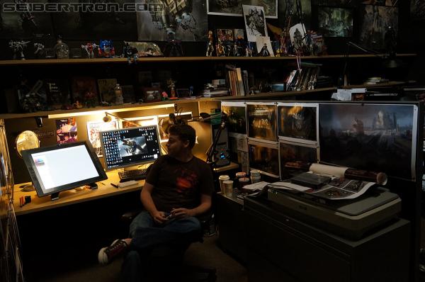SDCC 2012: High Moon Studios tour for Transformers fansites - Transformers Event: DSC01236