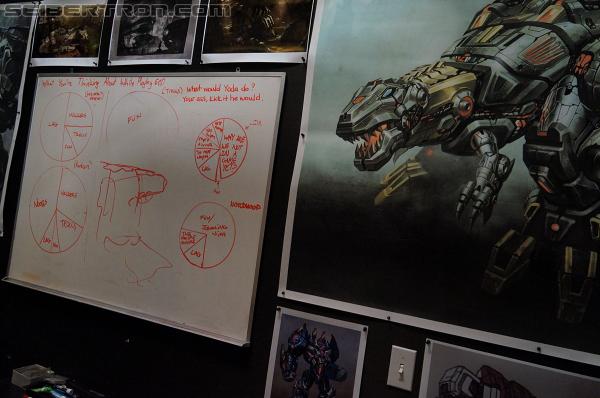 SDCC 2012: High Moon Studios tour for Transformers fansites - Transformers Event: DSC01240