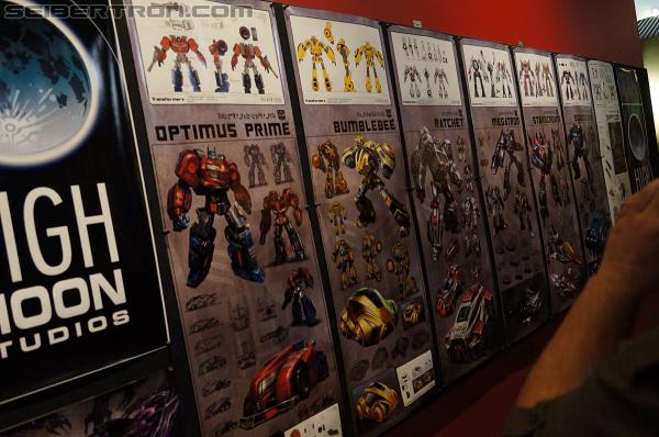 SDCC 2012: High Moon Studios tour for Transformers fansites - Transformers Event: DSC01247