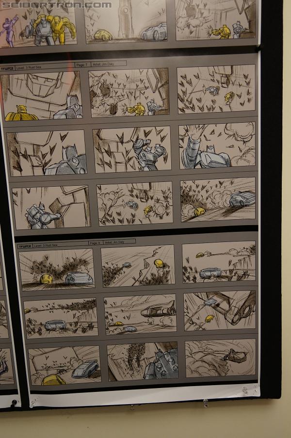 SDCC 2012: High Moon Studios tour for Transformers fansites - Transformers Event: DSC01259