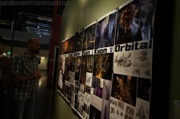 SDCC 2012: High Moon Studios tour for Transformers fansites - Transformers Event: DSC01276