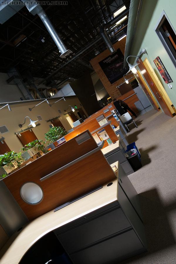 SDCC 2012: High Moon Studios tour for Transformers fansites - Transformers Event: DSC01277