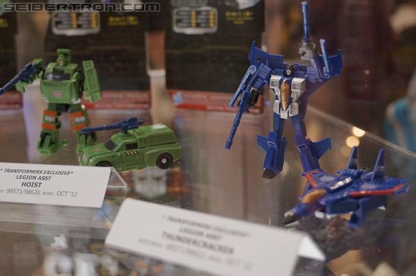 SDCC 2012: Transformers Generations China Imports - Transformers Event: DSC01985