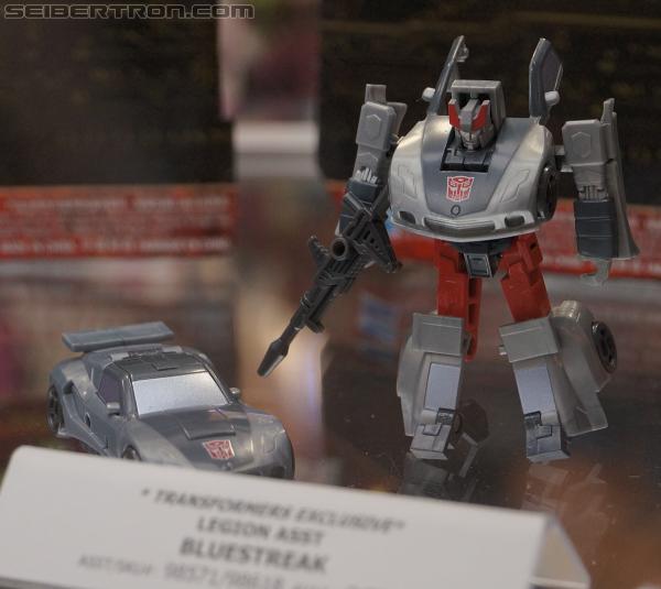 SDCC 2012: Transformers Generations China Imports - Transformers Event: DSC01992