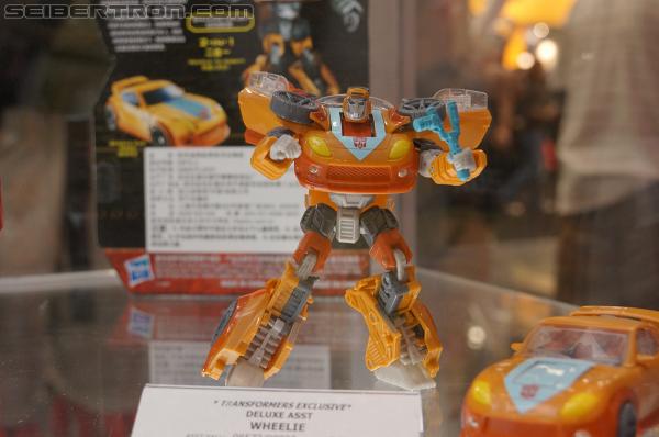SDCC 2012: Transformers Generations China Imports - Transformers Event: DSC02027
