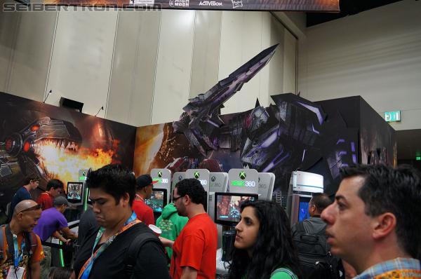 SDCC 2012: Activision Fall of Cybertron Panel and Booth - Transformers Event: DSC01692