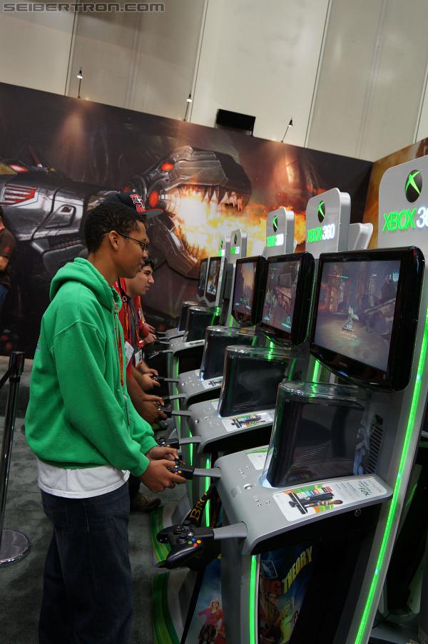 SDCC 2012: Activision Fall of Cybertron Panel and Booth - Transformers Event: DSC01696