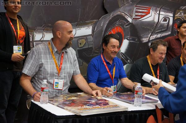 SDCC 2012: Activision Fall of Cybertron Panel and Booth - Transformers Event: DSC02892