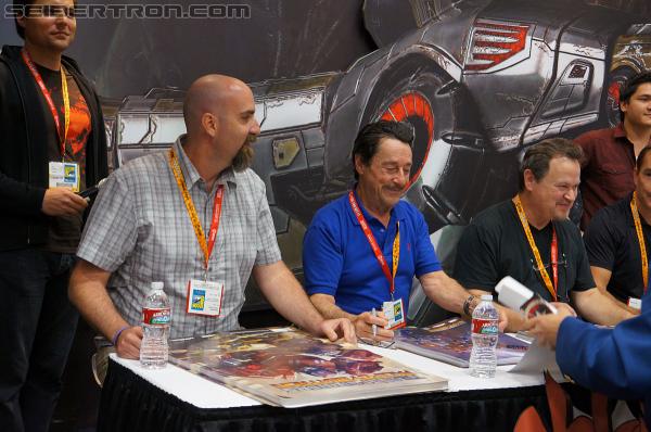 SDCC 2012: Activision Fall of Cybertron Panel and Booth - Transformers Event: DSC02893
