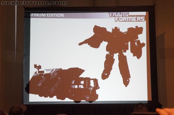 NYCC 2012: Hasbro's Transformers Panel - Transformers Event: DSC02191