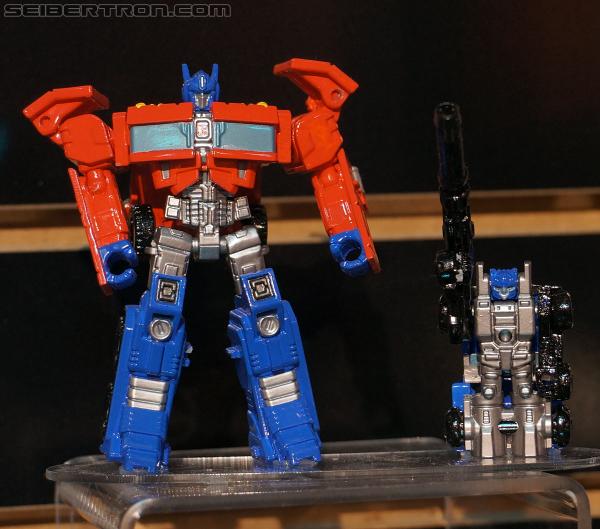 Toy Fair 2013: Transformers Generations - Transformers Event: DSC02078a