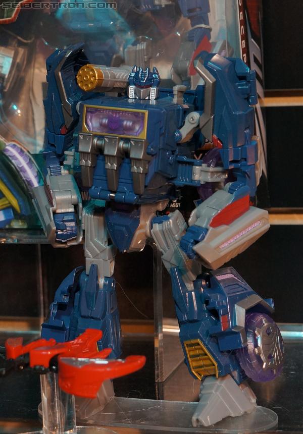 Toy Fair 2013: Transformers Generations - Transformers Event: DSC02086a