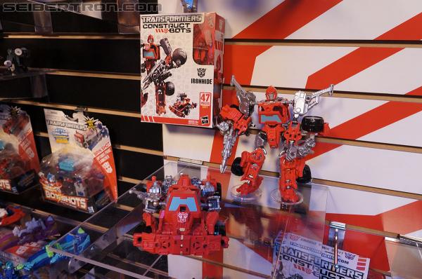 Toy Fair 2013: Transformers Construct-Bots - Transformers Event: DSC02173