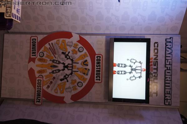 Toy Fair 2013: Transformers Construct-Bots - Transformers Event: DSC02240