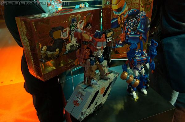 Toy Fair 2013: Transformers Platinum Edition - Transformers Event: DSC02012