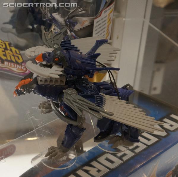 BotCon 2013: Hasbro Display: Beast Hunters and Beast Hunters Predacons Rising - Transformers Event: DSC06482a