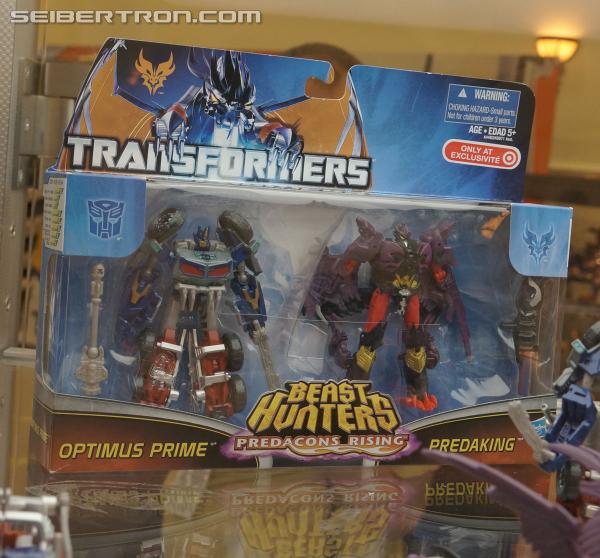 BotCon 2013: Hasbro Display: Beast Hunters and Beast Hunters Predacons Rising - Transformers Event: DSC06508