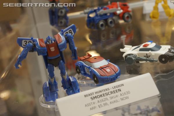 BotCon 2013: Hasbro Display: Beast Hunters and Beast Hunters Predacons Rising - Transformers Event: DSC16470