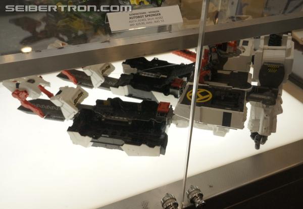 BotCon 2013: Hasbro Display: Generations - Transformers Event: DSC06255