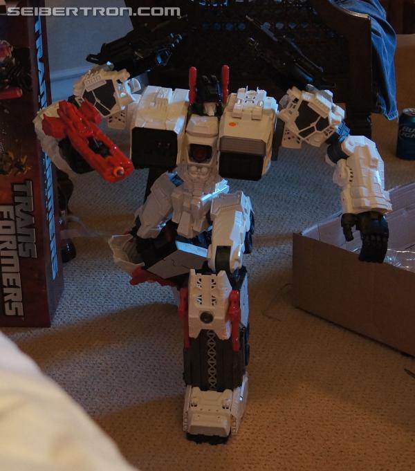 BotCon 2013: Hasbro Display: Generations - Transformers Event: DSC06612