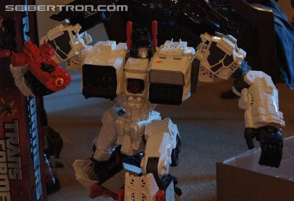 BotCon 2013: Hasbro Display: Generations - Transformers Event: DSC06613a