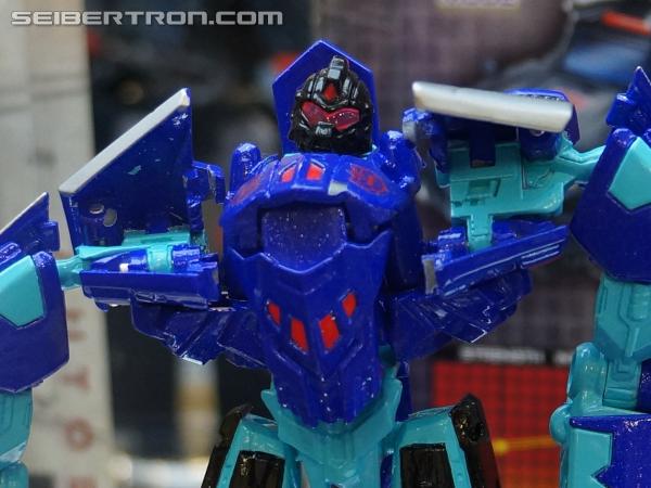 BotCon 2013: Upcoming Transformers Generations products revealed - Transformers Event: DSC06779b