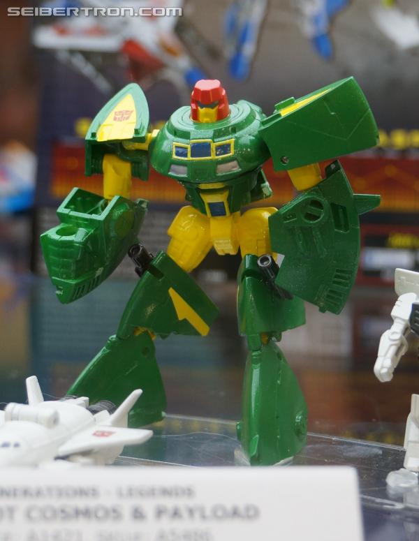 BotCon 2013: Upcoming Transformers Generations products revealed - Transformers Event: DSC06790a
