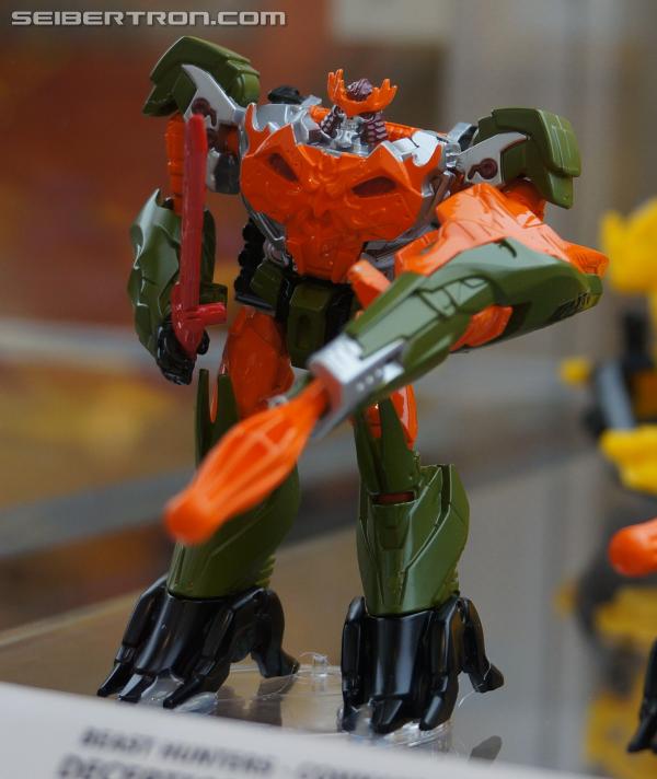 BotCon 2013: Upcoming Transformers Prime Beast Hunters products - Transformers Event: DSC06878a