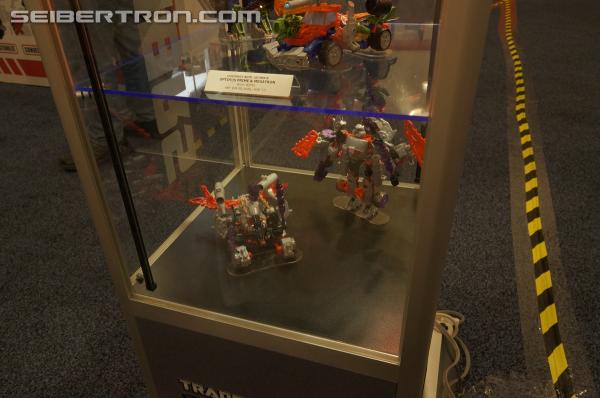 BotCon 2013: Hasbro Display: Construct-Bots - Transformers Event: DSC06348