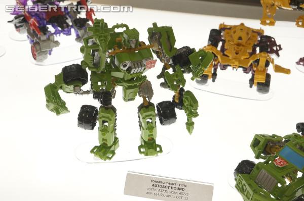 BotCon 2013: Hasbro Display: Construct-Bots - Transformers Event: DSC06439