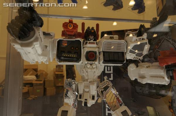 BotCon 2013: Hasbro Display: San Diego Comic-Con 2013 Exclusives - Transformers Event: DSC07162