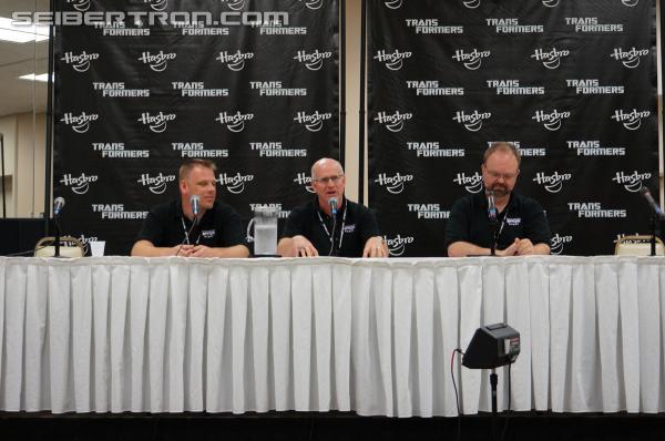 BotCon 2013: Panels: Hasbro, Club and Rescue Bots - Transformers Event: DSC07077